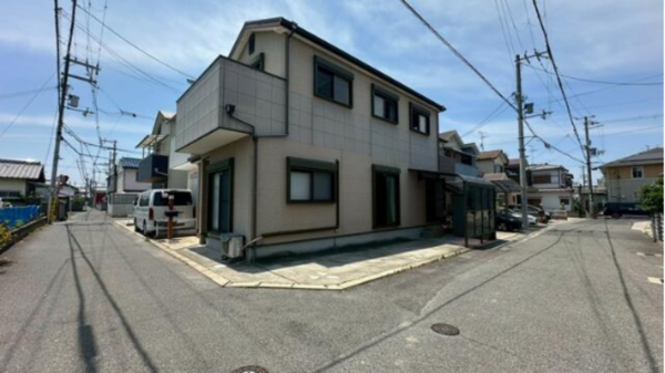 岸和田市下池田町、中古一戸建ての画像です