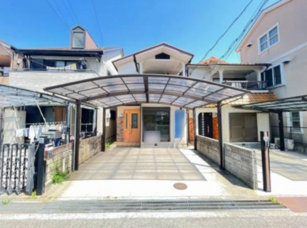 岸和田市松風町、中古一戸建ての画像です