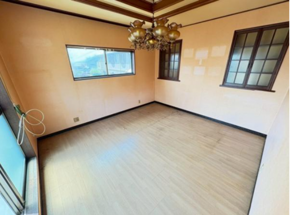 岸和田市葛城町、中古一戸建ての画像です