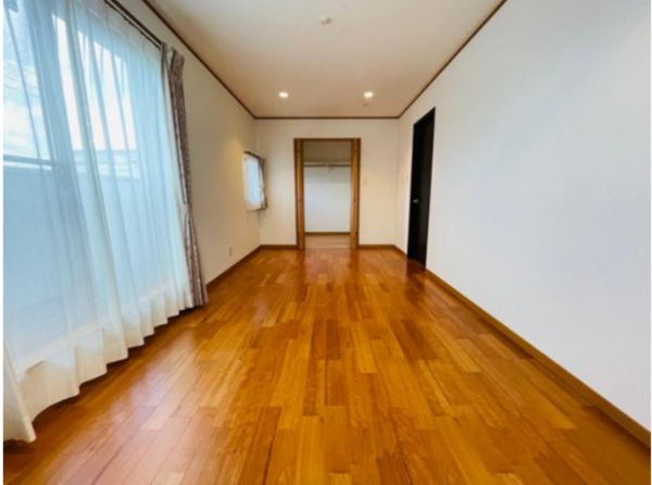 岸和田市沼町、中古一戸建ての画像です