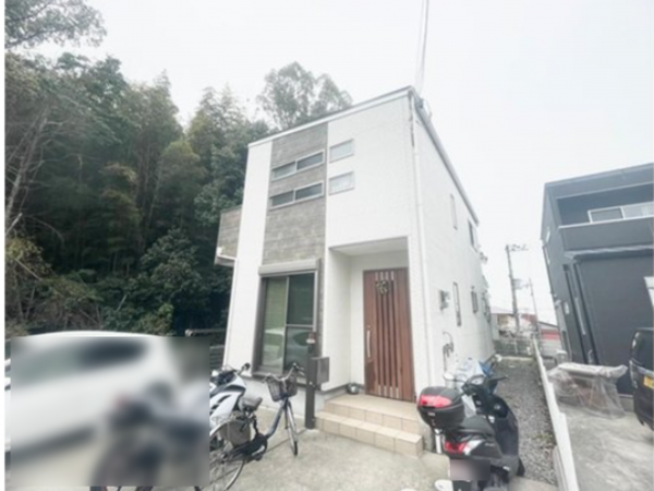 岸和田市田治米町、中古一戸建ての画像です
