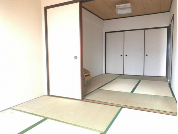岸和田市下野町、マンションの画像です