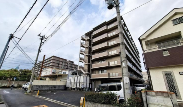 岸和田市藤井町、マンションの画像です