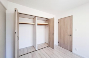 岸和田市下野町、マンションの画像です