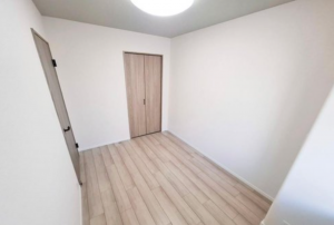 岸和田市下野町、マンションの画像です