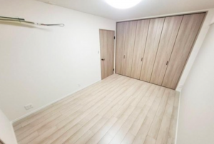 岸和田市下野町、マンションの画像です