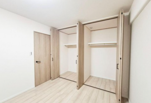 岸和田市下野町、マンションの画像です