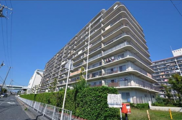 岸和田市下野町、マンションの画像です