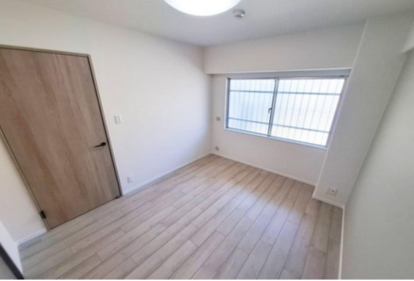 岸和田市下野町、マンションの画像です