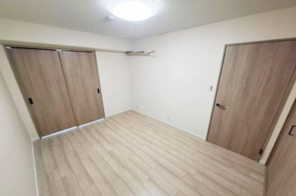 岸和田市下野町、マンションの画像です