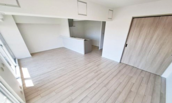 岸和田市下野町、マンションの画像です