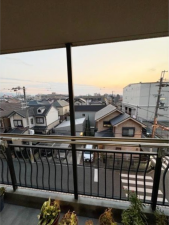 岸和田市藤井町、マンションの画像です