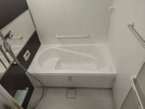 岸和田市港緑町、マンションの画像です