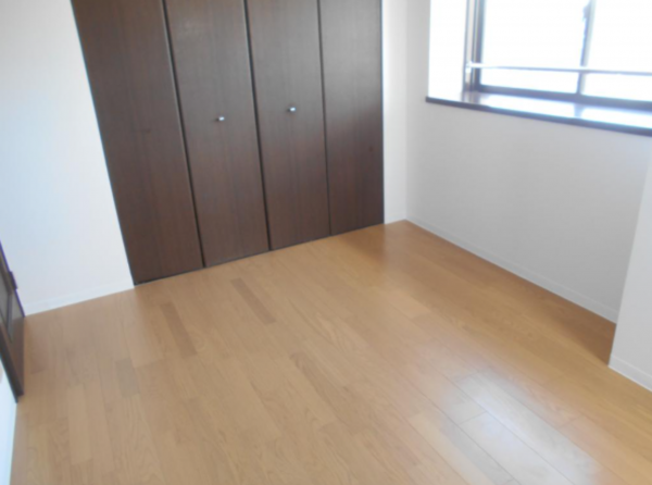 岸和田市加守町、マンションの画像です