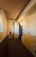 岸和田市港緑町、マンションの画像です