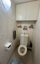 岸和田市港緑町、マンションの画像です