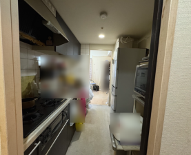 岸和田市港緑町、マンションの画像です