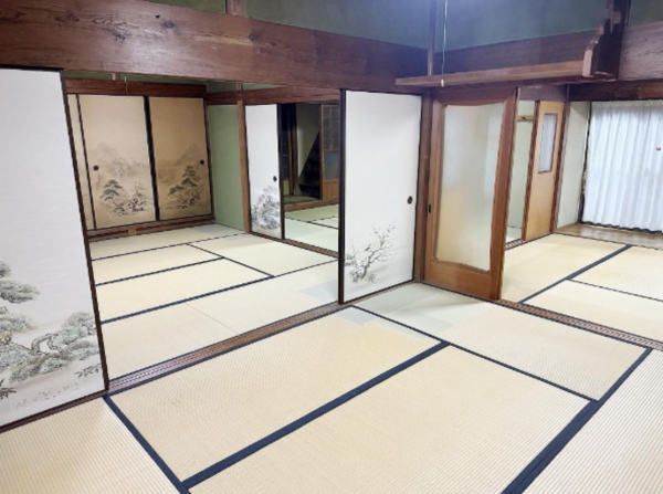 岸和田市阿間河滝町、中古一戸建ての画像です