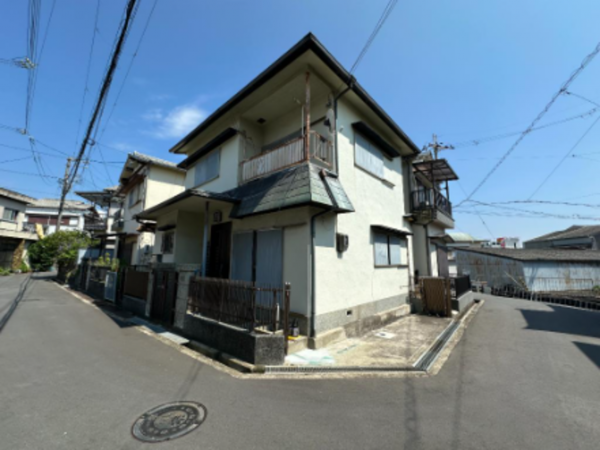 貝塚市王子、中古一戸建ての画像です