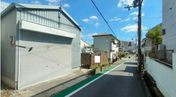 泉南郡熊取町、収益物件/倉庫の画像です