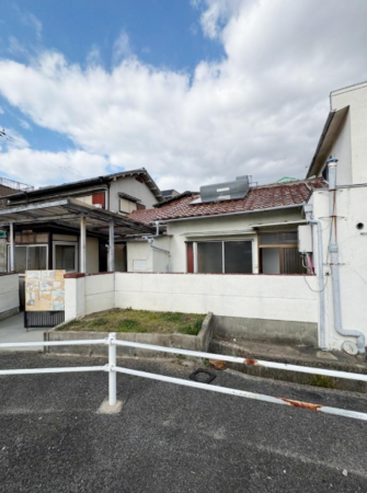 岸和田市荒木町、中古一戸建ての画像です