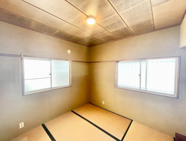 岸和田市下野町、中古一戸建ての画像です