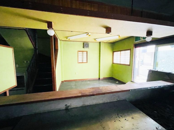 岸和田市藤井町、収益物件/店舗の画像です