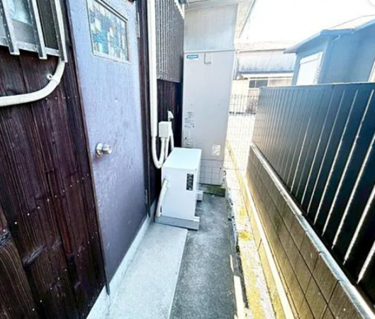 泉佐野市南中安松、中古一戸建ての画像です