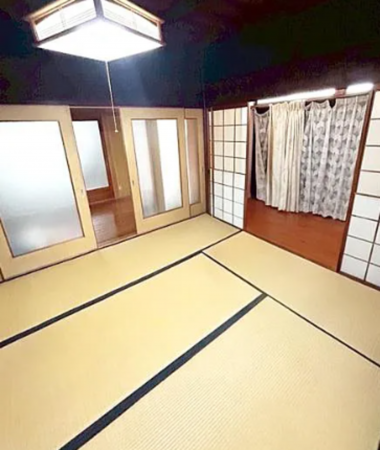 泉佐野市南中安松、中古一戸建ての画像です