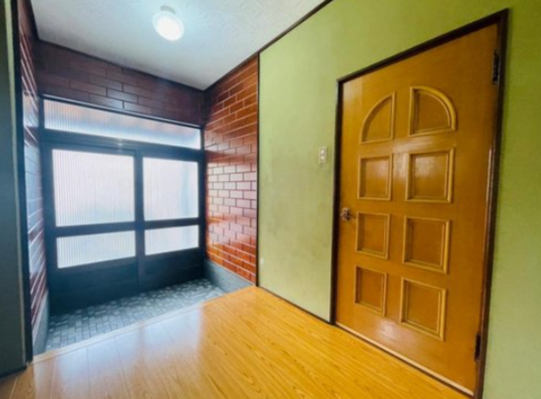 泉佐野市日根野、中古一戸建ての画像です