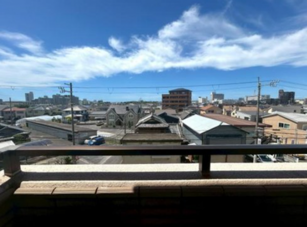 泉佐野市羽倉崎、マンションの画像です