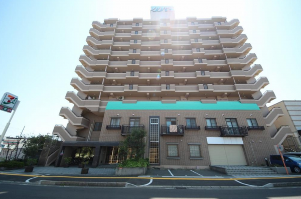 泉佐野市羽倉崎、マンションの画像です