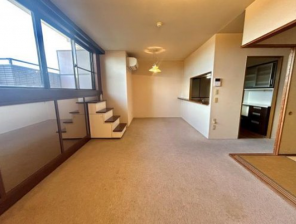 泉佐野市羽倉崎、マンションの画像です