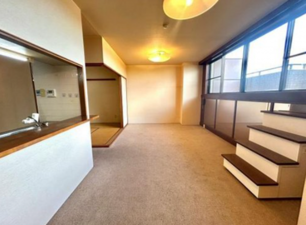 泉佐野市羽倉崎、マンションの画像です