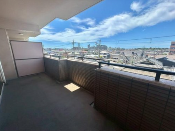 泉佐野市羽倉崎、マンションの画像です