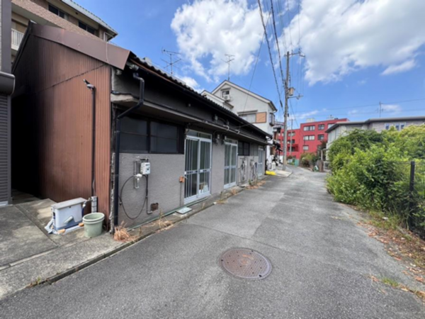 泉佐野市鶴原、収益物件/アパートの画像です