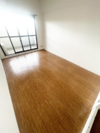 岸和田市上野町東、マンションの画像です
