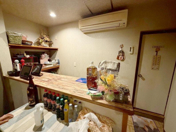 貝塚市海塚、収益物件/店舗付住宅の画像です