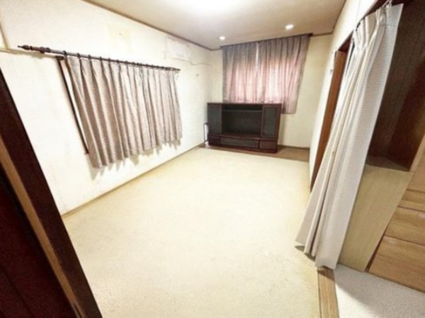 泉佐野市高松北、中古一戸建ての画像です