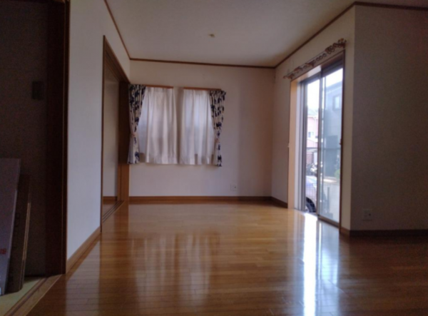 岸和田市西之内町、中古一戸建ての画像です