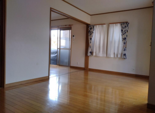 岸和田市西之内町、中古一戸建ての画像です