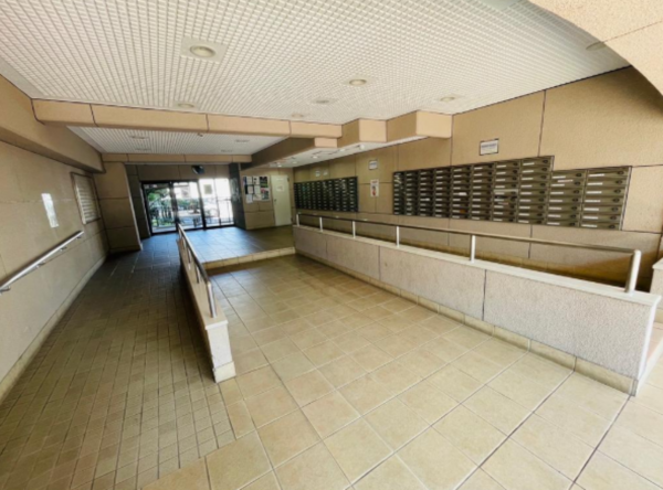 岸和田市下野町、マンションの画像です