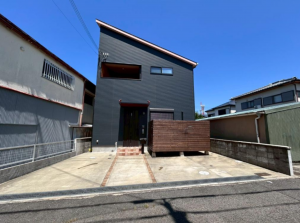 岸和田市南上町、中古一戸建ての画像です