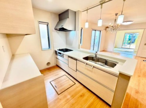 泉南郡熊取町、中古一戸建ての画像です