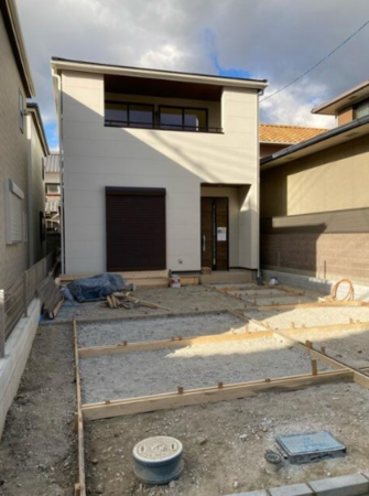 貝塚市三ツ松、新築一戸建ての画像です