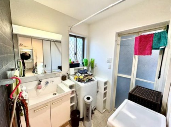 貝塚市東山、中古一戸建ての画像です