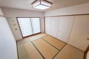 泉佐野市上町、マンションの画像です