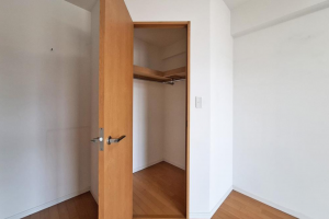 泉佐野市上町、マンションの画像です