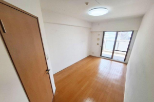 泉佐野市上町、マンションの画像です