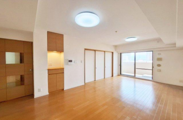 泉佐野市上町、マンションの画像です